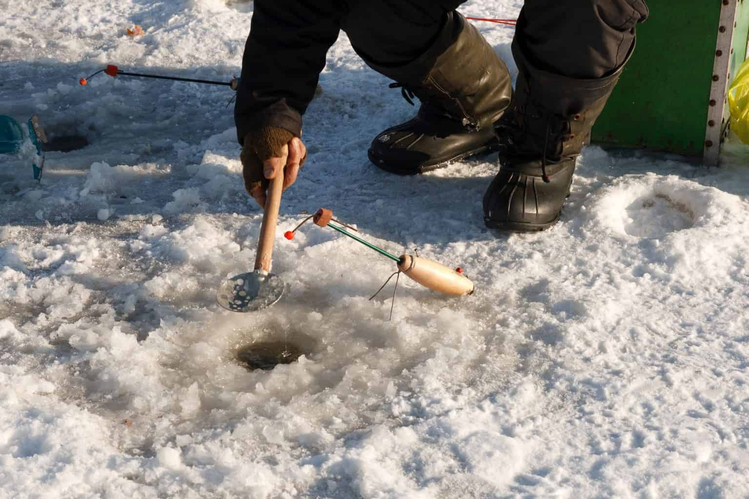 All About Ice Fishing in Maine 8 Lakes plus Tips & Tricks