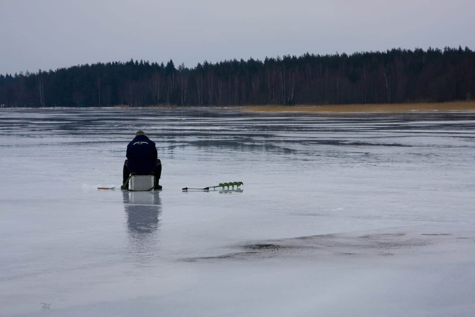 Red Lake Ice Fishing The Ultimate Guide Fishstainable