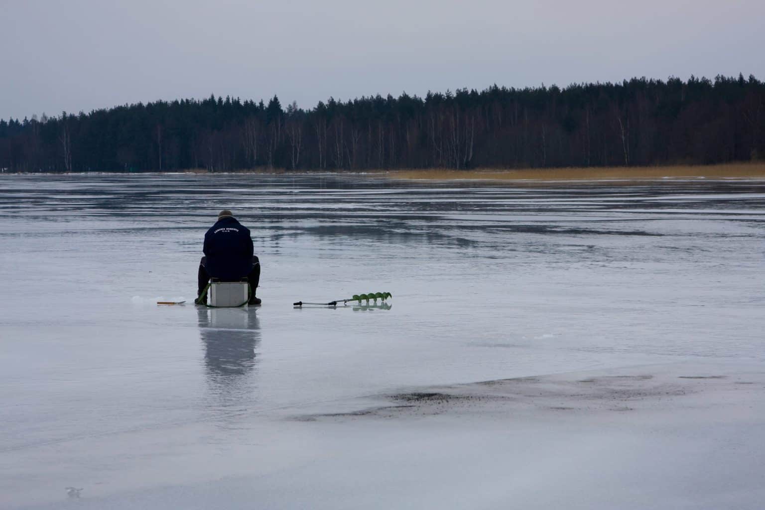 Red Lake Ice Fishing The Ultimate Guide Fishstainable